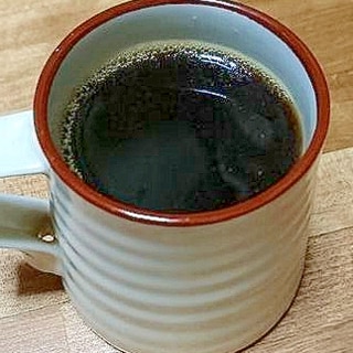 チョコレート入りヘーゼルナッツコーヒー